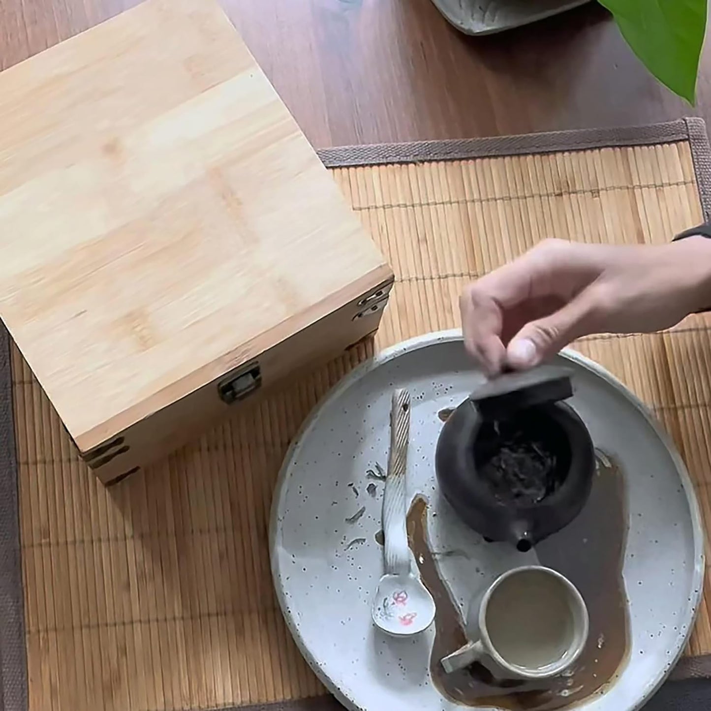 4-Slot Square Bamboo Storage Box with Corner Protectors